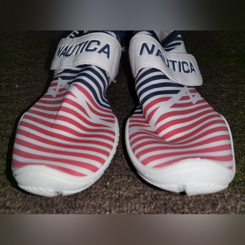 Nautica Lightweight Water Shoes - Picture 3 of 6